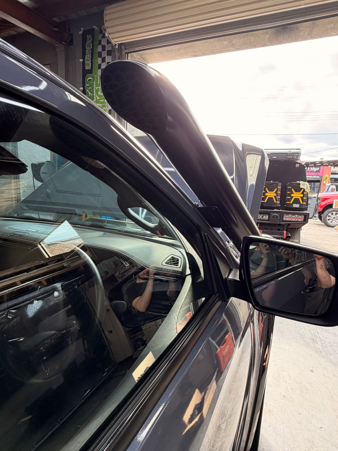 Isuzu DMAX 2021+ Short-Entry Stainless Steel Snorkel