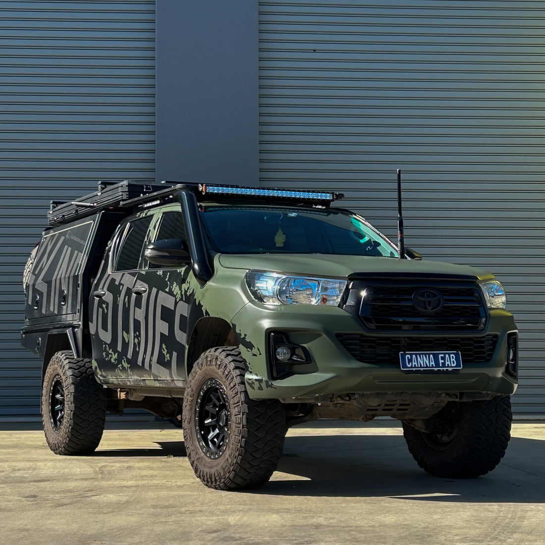 Toyota Hilux N80 Short-Entry Snorkel