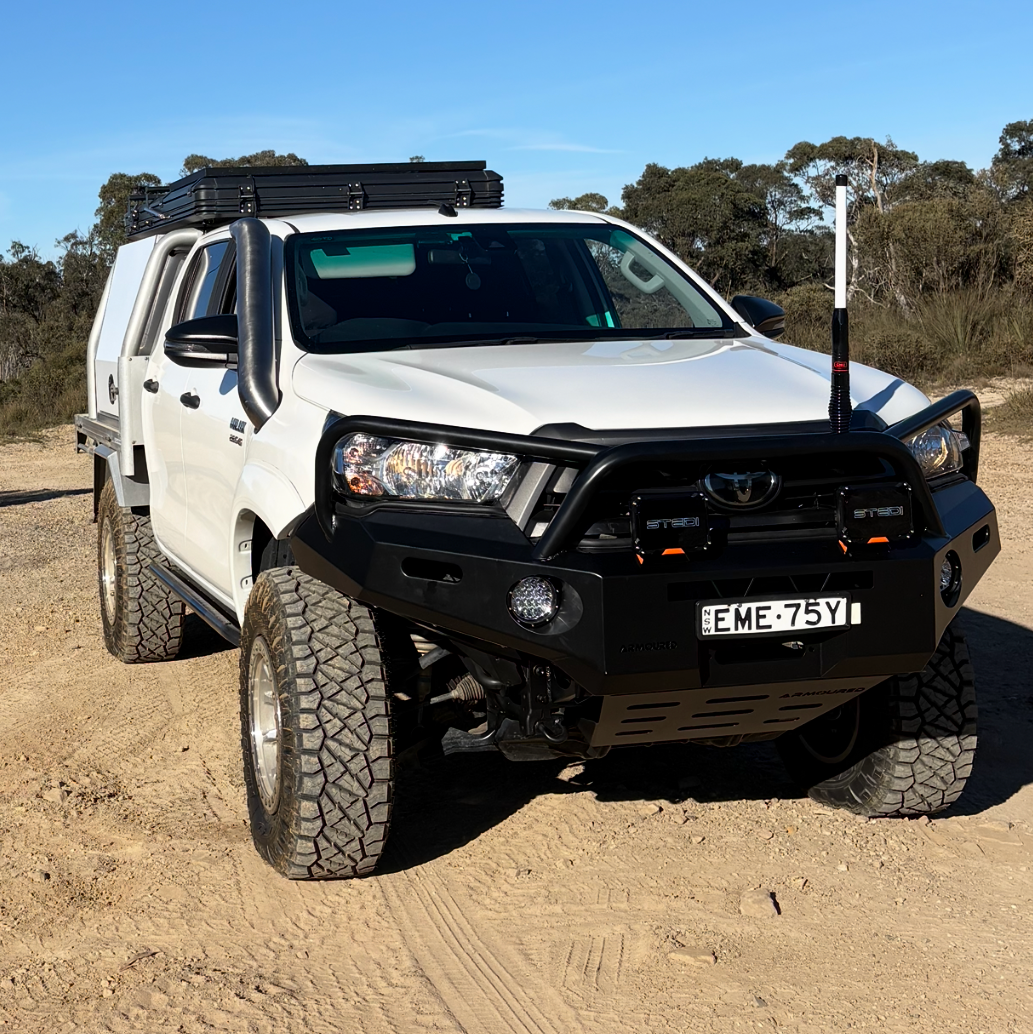 Toyota Hilux N80 Short-Entry Snorkel