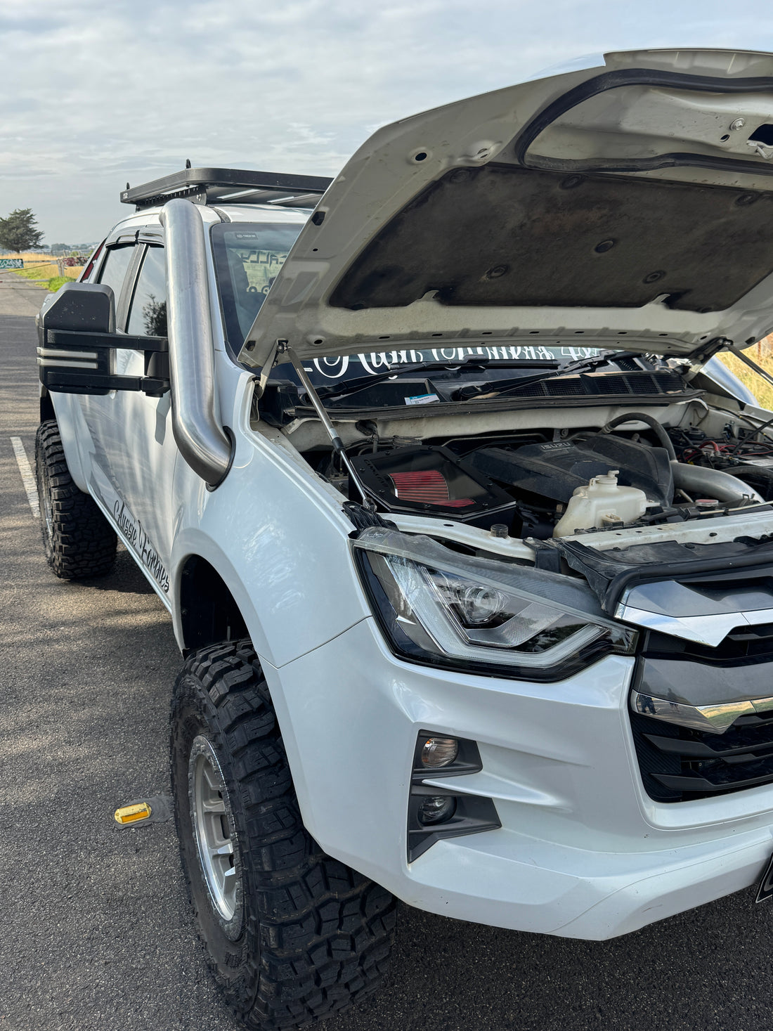 Isuzu DMAX 22+ Short-Entry Stainless Steel Snorkel - Canna Fabrication